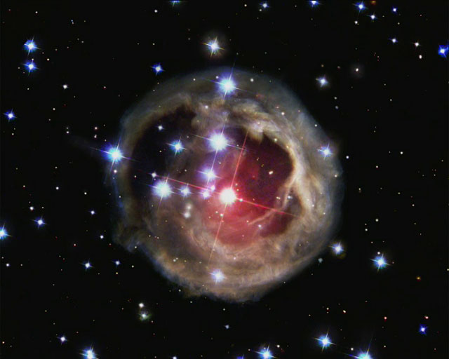 The evolution of the light echo around V838 Monocerotis