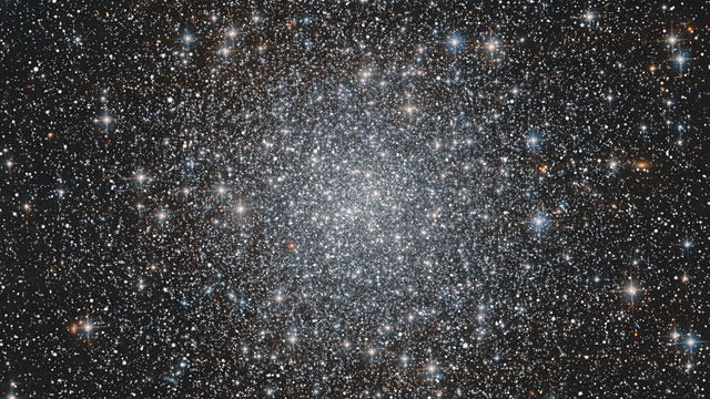 Closeup view of NGC 7006