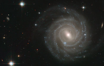 Barred spiral bares all