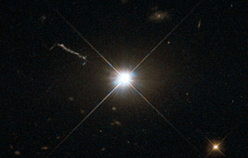 Best image of bright quasar 3C 273